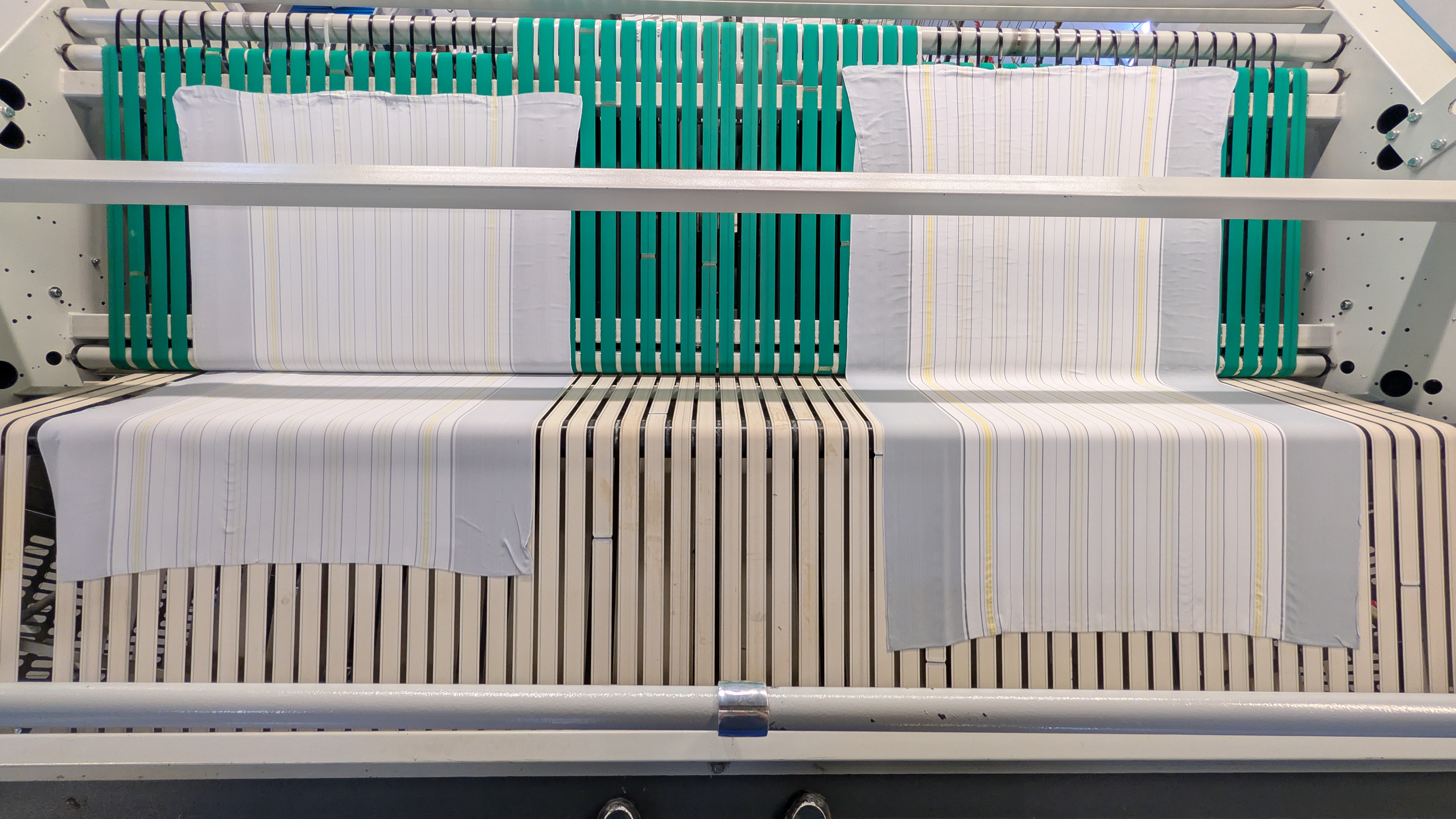 Folding machine